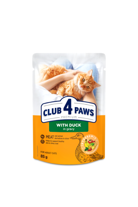 CLUB 4 PAWS PREMIUM " WITH DUCK IN GRAVY ". PET FOOD FOR ADULT CATS